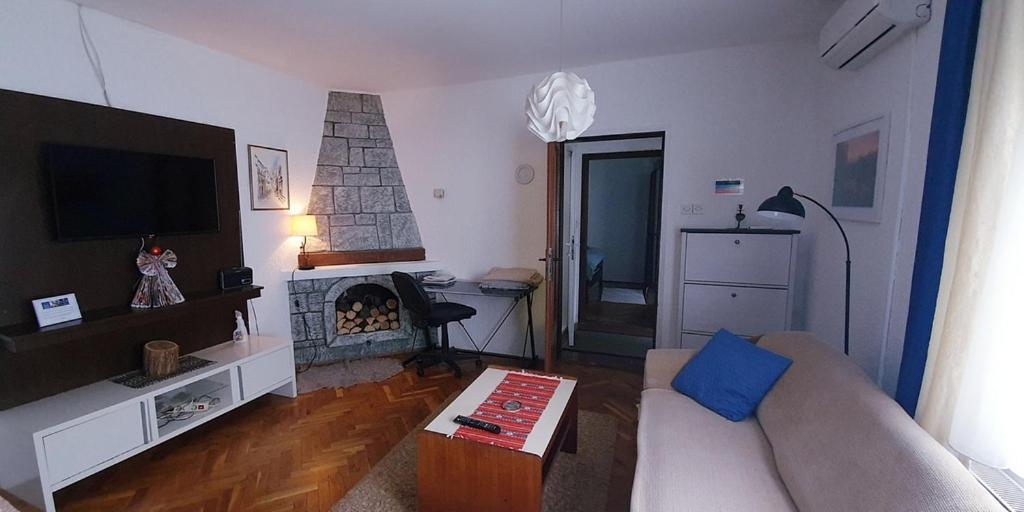 Apartman Ksenija Dakovo Ngoại thất bức ảnh