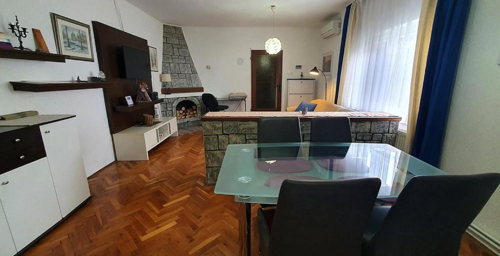 Apartman Ksenija Dakovo Ngoại thất bức ảnh